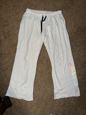 Light Gray Victoria Secret Pink Lounge Pants with Rainbow Script - sz L